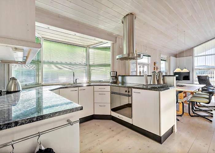 Lk2211-lokken-mejsevej-6 Holiday home *